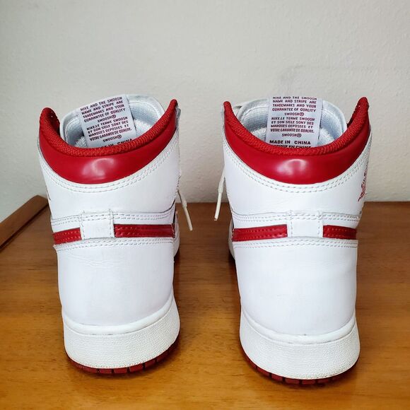 NIKE Air Jordan 1 Retro High OG Sneakers Running Shoes White Varsity Red SZ 5.5 - Picture 4 of 12